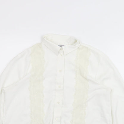 Close-up detail of H&M women’s white basic button-up, size UK 6
