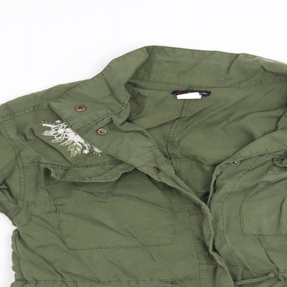Close-up detail of Preworn women’s green floral jacket, size S