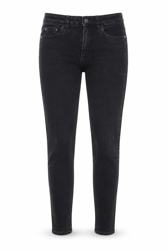 Front view of New Look women’s black skinny jeans, size UK 8, 29-inch leg