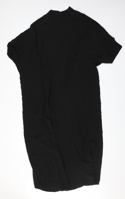 Back view of Boohoo women’s black cardigan jumper, size M