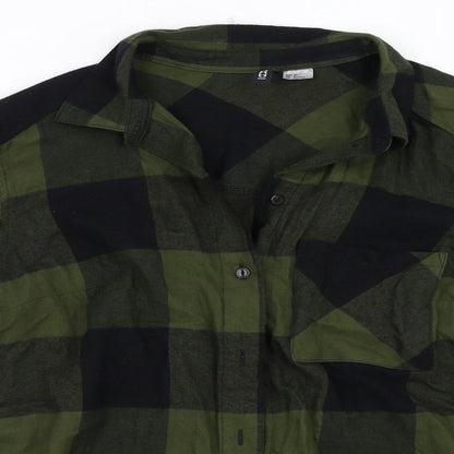 Close-up detail of H&M women’s green basic button-up, size UK 36