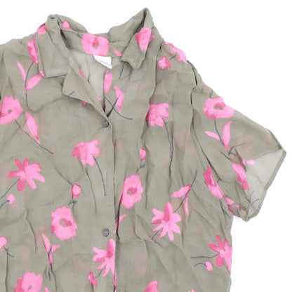 Close-up detail of Casablanca women’s green floral basic button-up, size UK 16