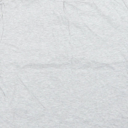 Brand and care label for Primark women’s grey basic t-shirt, size S