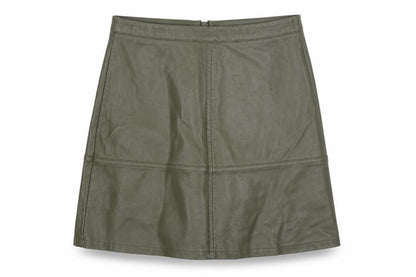 Front view of New Look women’s green a-line skirt, size UK 8