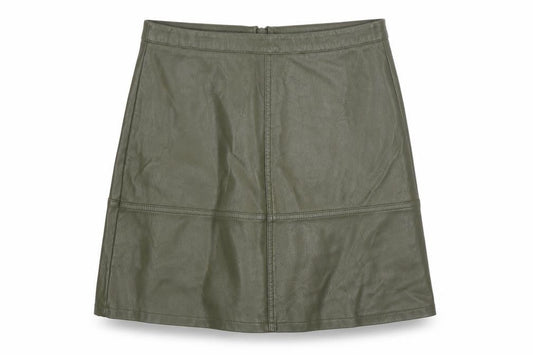 Front view of New Look women’s green a-line skirt, size UK 8