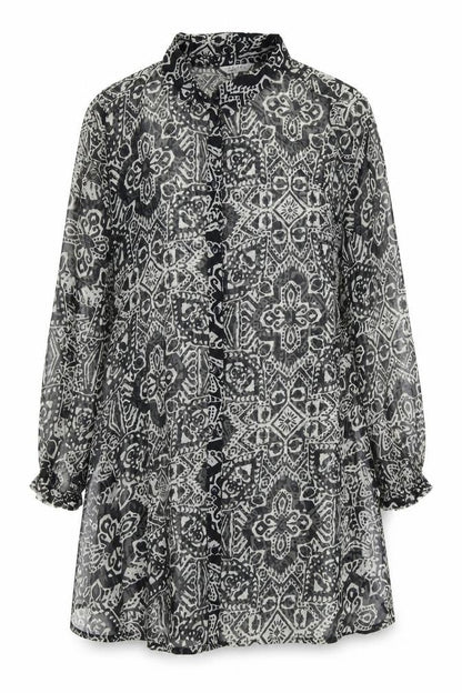 Front view of Papaya women’s black fit & flare, size UK 14