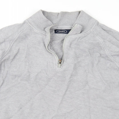 Close-up detail of Easy men’s grey knit jumper, size L