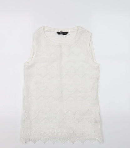 Additional front view of Dorothy Perkins women’s white basic t-shirt, size UK 12