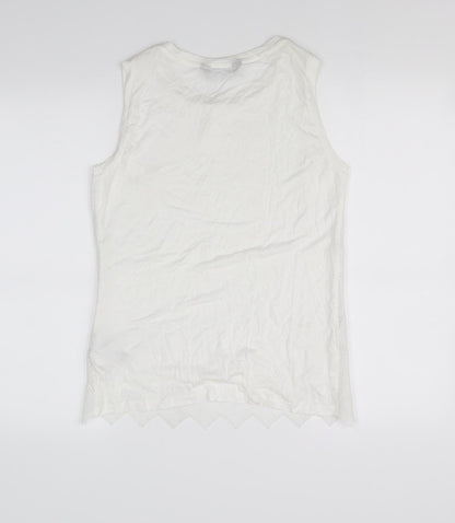 Back view of Dorothy Perkins women’s white basic t-shirt, size UK 12