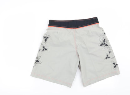 Back view of Preworn women’s grey floral bermuda shorts, size S