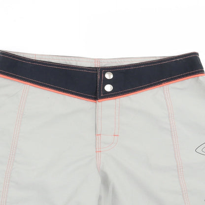 Close-up detail of Preworn women’s grey floral bermuda shorts, size S
