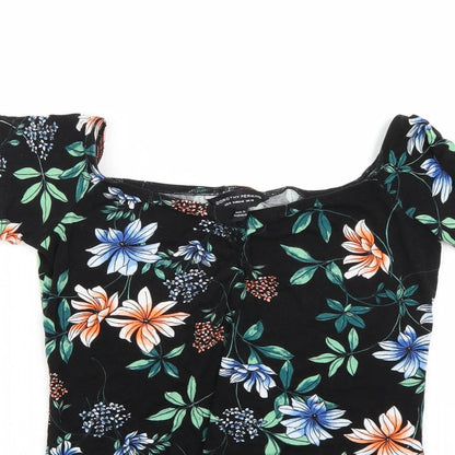 Close-up detail of Dorothy Perkins women’s black floral basic t-shirt, size UK 12