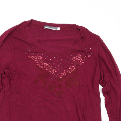 Close-up detail of Cachemira women’s purple basic t-shirt, size L