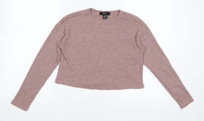 Front view of New Look girls’ pink basic t-shirt, size 10, years