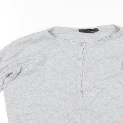 Close-up detail of Primark women’s grey basic blouse, size UK 8
