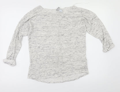 Front view of H&M women’s grey basic t-shirt, size XS