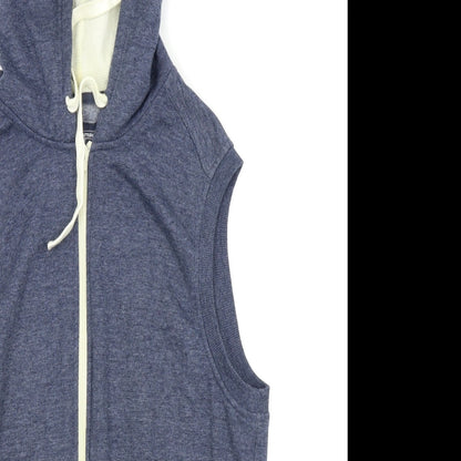 Close-up detail of New Look men’s blue full zip jumper, size M