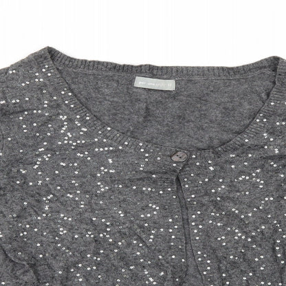 Close-up detail of Per Una women’s grey cardigan jumper, size UK 12