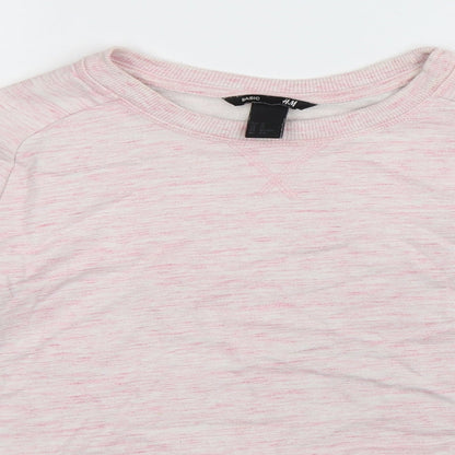 Close-up detail of H&M women’s pink pullover sweatshirt, size XS