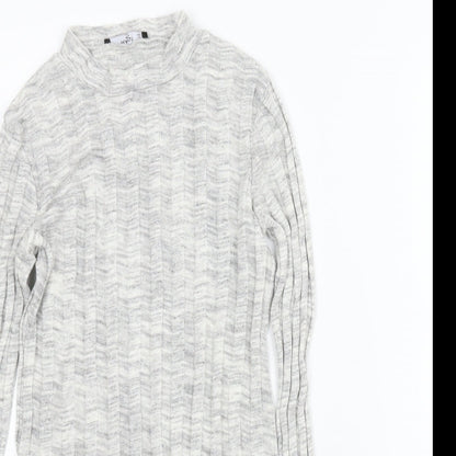 Close-up detail of Mango women’s ivory jumper, size S