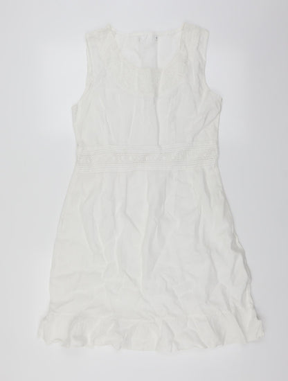 Womens White   Sheath  Size M
