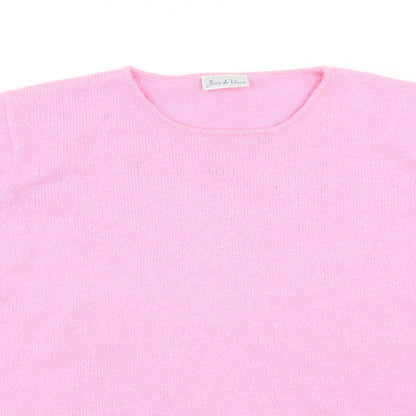 Close-up detail of Joie De Vivre women’s pink jumper, size M