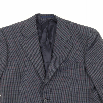 Close-up detail of Preworn men’s blue herringbone jacket suit jacket, size 38