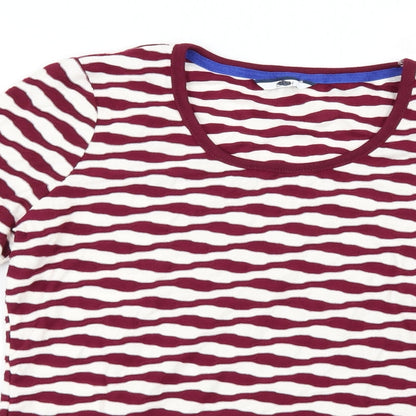 Close-up detail of Dash women’s red striped basic t-shirt, size UK 10