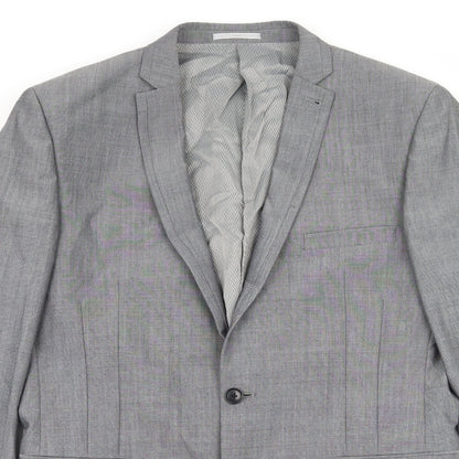 Close-up detail of Preworn men’s grey jacket suit jacket, size L