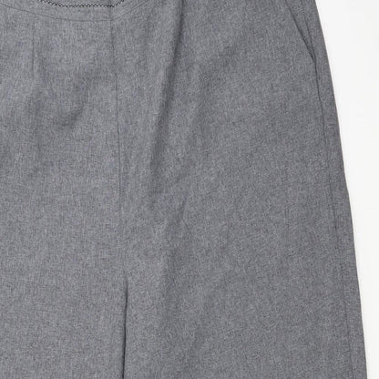 Close-up detail of Bonmarché women’s grey trousers, size UK 22, 27-inch leg