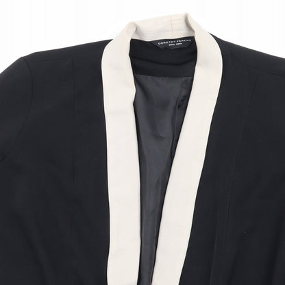 Close-up detail of Dorothy Perkins women’s black jacket, size S