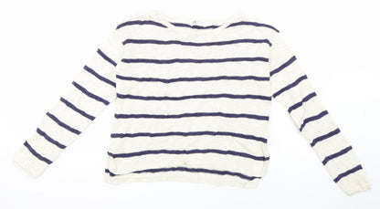 Front view of H&M girls’ white striped jumper, size 8-9, years