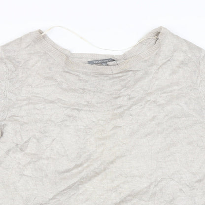 Close-up detail of RETRO ology women’s beige jumper, size XL