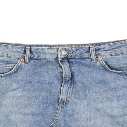 Close-up detail of Topshop women’s blue a-line skirt, size UK 10