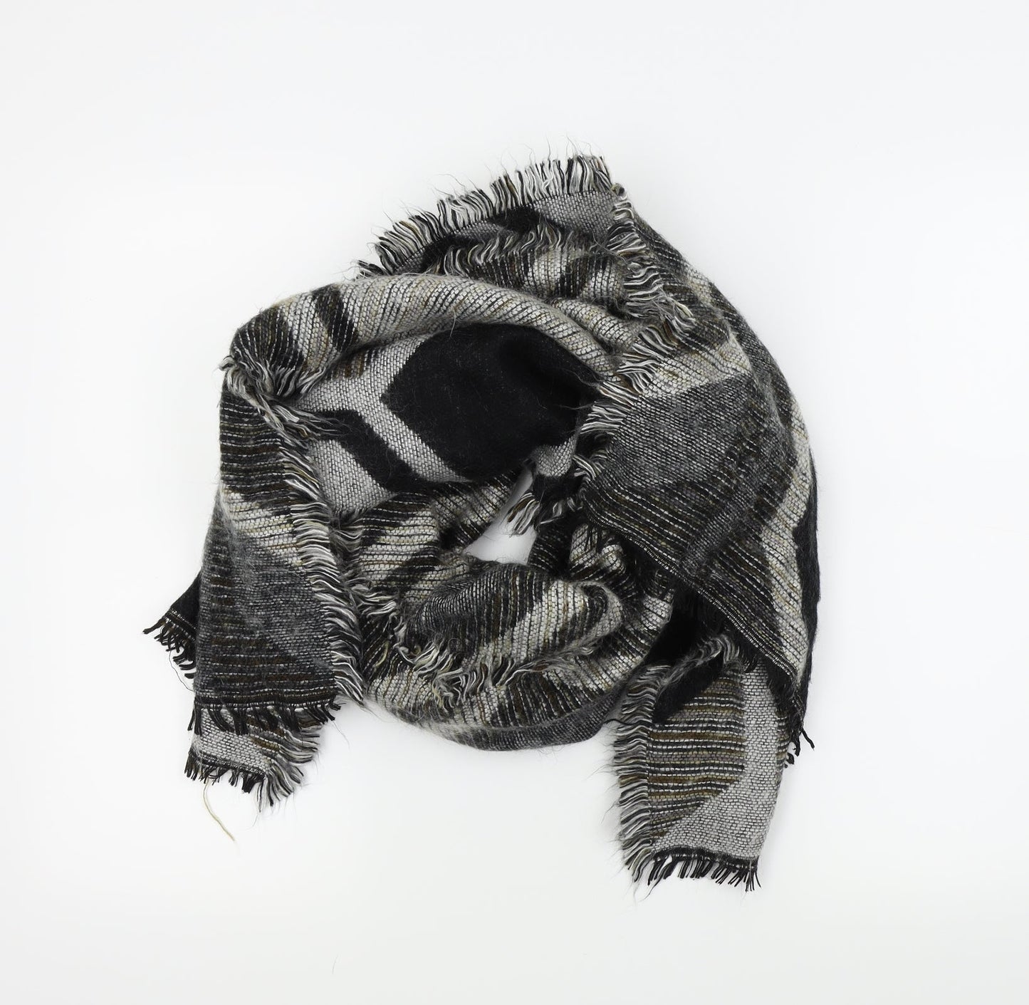 Preworn Womens Grey    Scarf