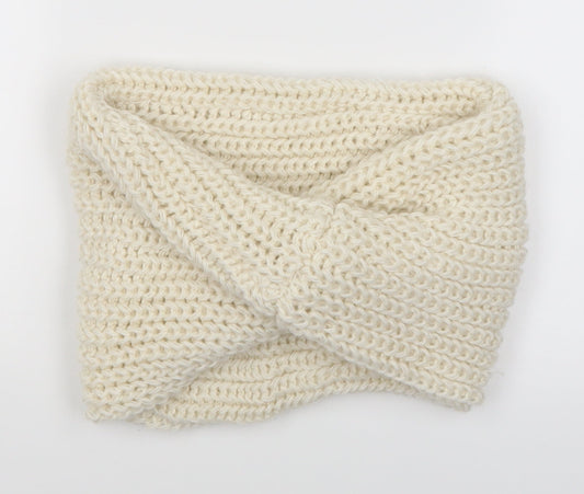 Preworn  Ivory  Knit  Shawl/Wrap