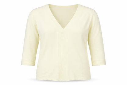 Front view of Klass women’s ivory jumper, size M
