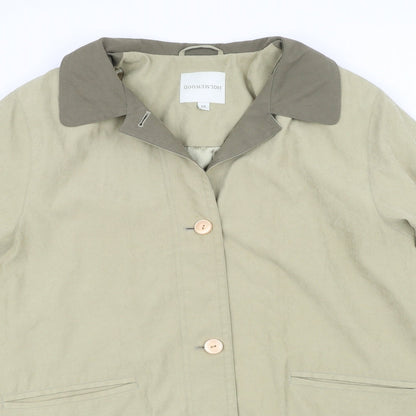 Close-up detail of Holmewood women’s green jacket, size UK 16