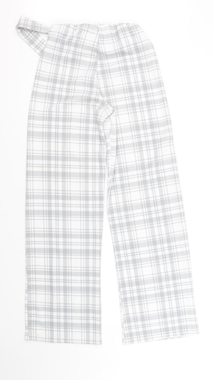 Back view of Boohoo women’s white check trousers, size UK 8, 32-inch leg
