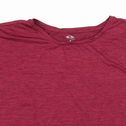 Close-up detail of Athletic Work women’s pink jersey basic t-shirt, size S
