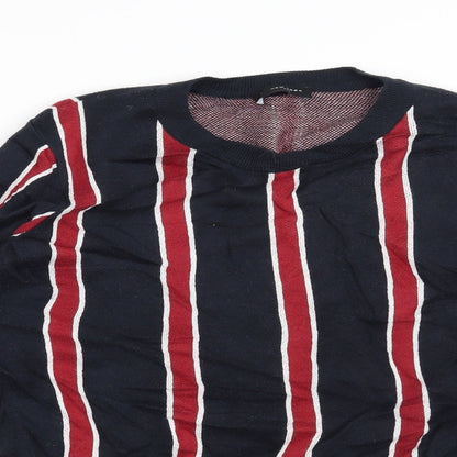 Close-up detail of New Look men’s blue striped pullover sweatshirt, size S