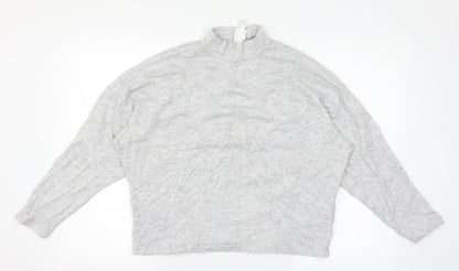 Front view of H&M women’s grey basic t-shirt, size XS