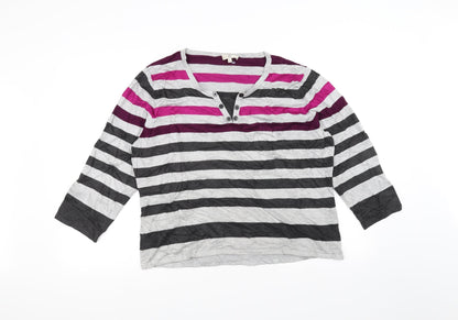 Front view of Country Casuals women’s grey striped basic t-shirt, size XL