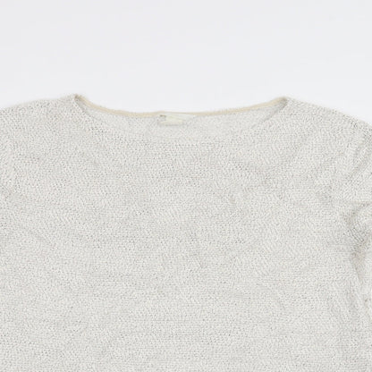 Close-up detail of H&M women’s white jumper, size M