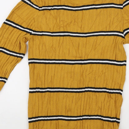 Brand and care label for Primark women’s yellow basic blouse, size S