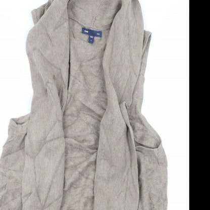 Close-up detail of Gap women’s brown knit cardigan jumper, size S