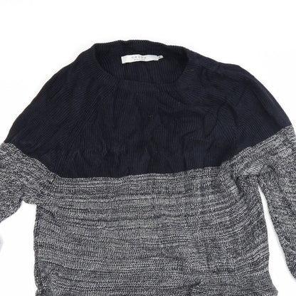 Close-up detail of Celio women’s grey knit jumper, size M