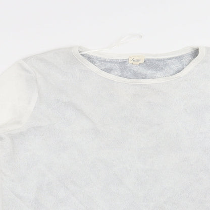 Close-up detail of Linea women’s white geometric pullover sweatshirt, size M