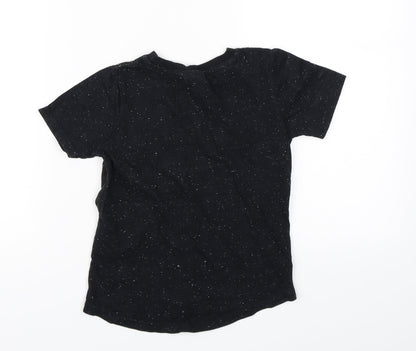 Back view of Star Wars boys’ black basic t-shirt, size 3-4, years - star wars