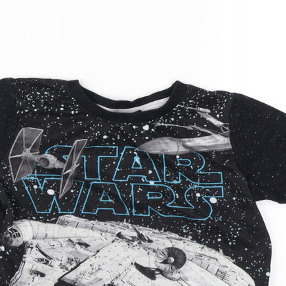 Close-up detail of Star Wars boys’ black basic t-shirt, size 3-4, years - star wars